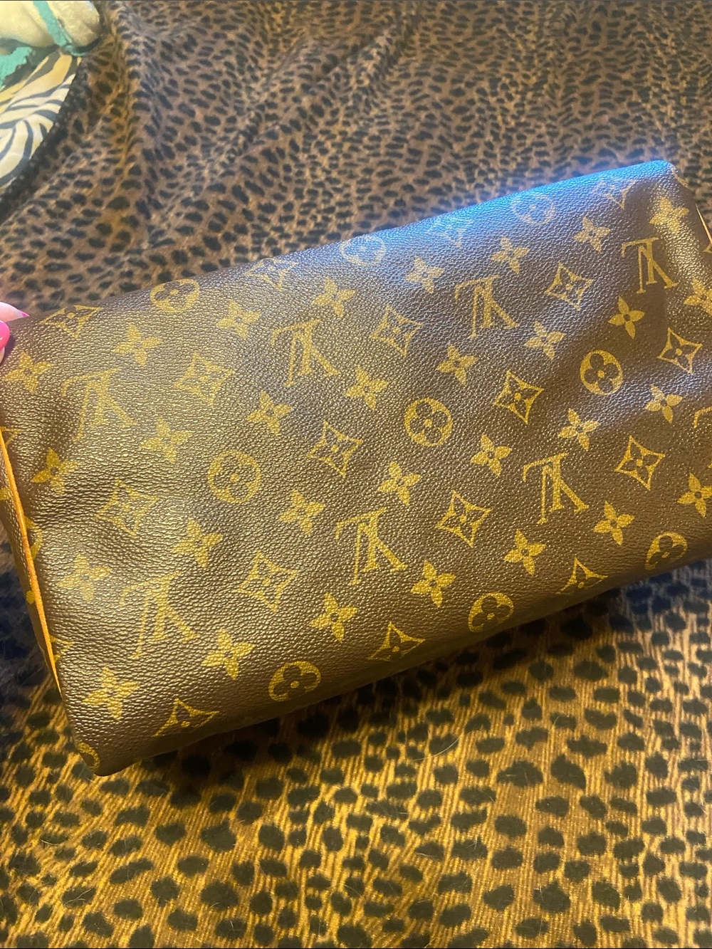 Authentic Louis Vuitton Speedy 30 - Picture 3 of 5